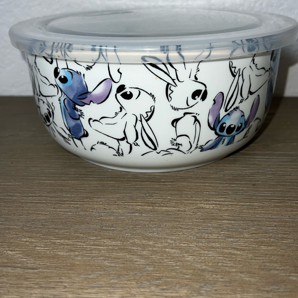 NWT Disney Stitch Bowl with Lid